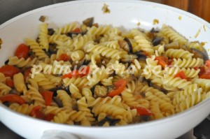 Pasta melanzane e pomodorini